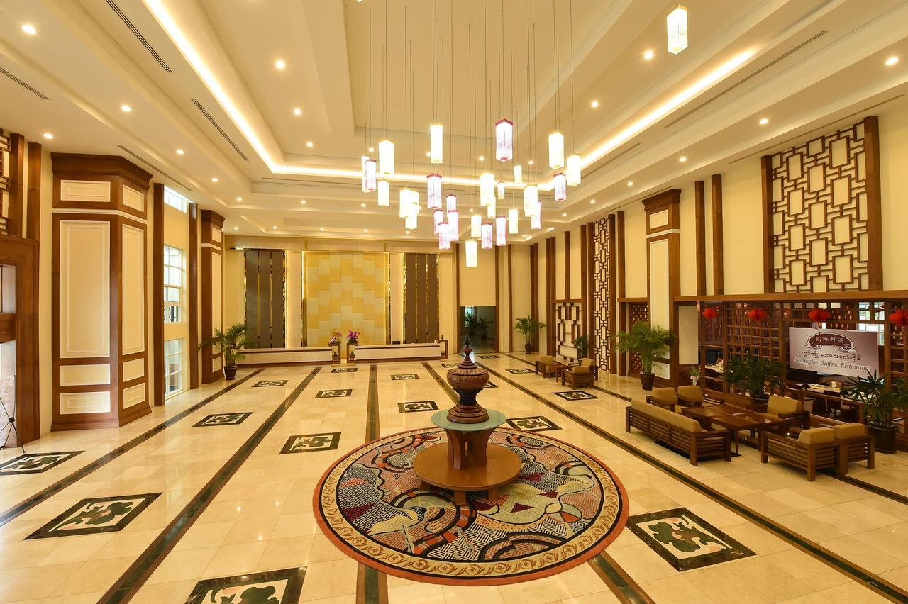 The Hotel Grand Ace Naypyidaw Exterior foto