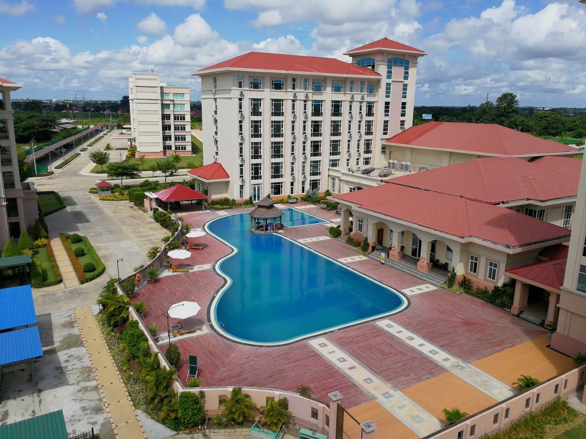 The Hotel Grand Ace Naypyidaw Exterior foto